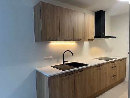 Duplex - Te huur - Photo 3