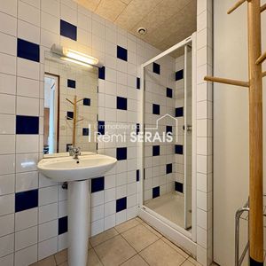 Location Appartement 2 pièces 25m² - Photo 2