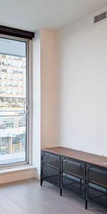 Like New Furnished 2 BR 2 BA + Den with Parking at W1 Vancouver - Photo 4