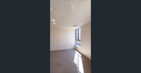 Brand New Luxury 4 Bedroom Home Available Now - Photo 4