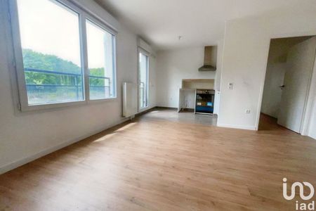 Appartement 3 pièces de 59 m² à Poissy (78300) - Photo 2