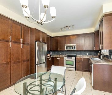 For Lease - 4 Trailside Drive, Bradford West Gwillimbury, Ontario - Photo 5