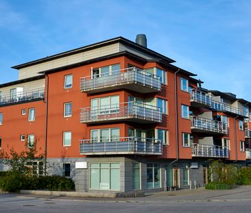 Skolvägen 3 - Foto 1