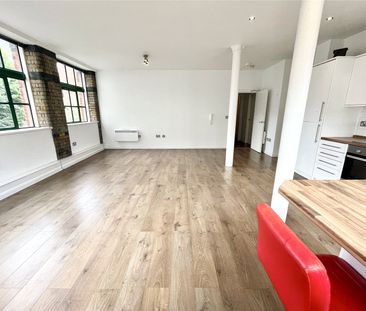 3 Bedroom - Photo 6