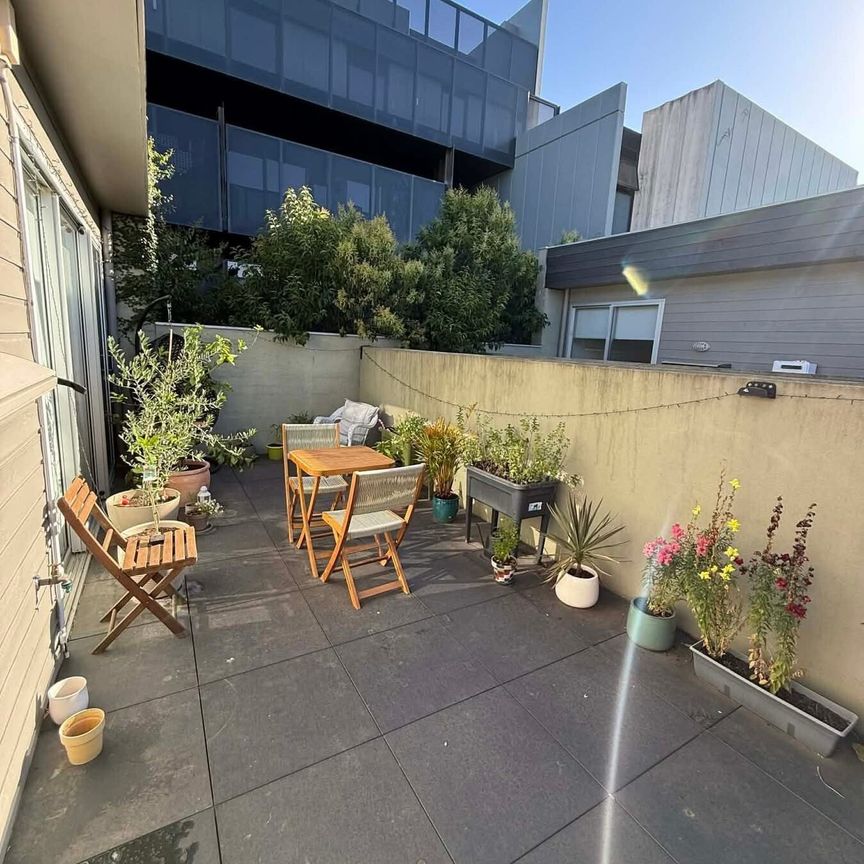 Camberwell - Photo 1