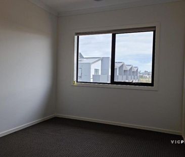 Modern Family Living in One of Truganina’s Best Locations - Photo 4