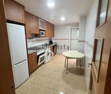 Alquiler de piso en Calle Vega Baja s/n - Photo 4