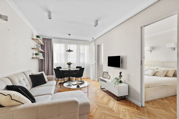 METRO ONZ, Fabryka Norblin, Złote Tarasy 38 m² - Zdjęcie 1