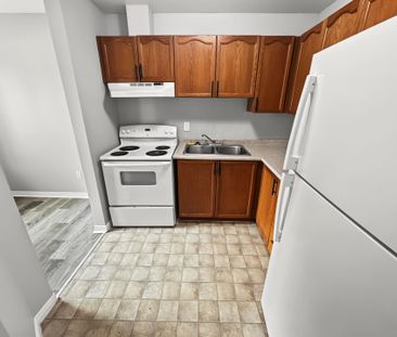 For Lease - 10 Riverside Drive Unit# 101, Kawartha Lakes, Ontario - Photo 6
