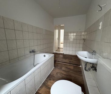 Renovierte 4-Zimmer-Altbauwohnung in Bremerhaven - Photo 6