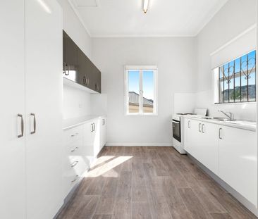 Renovated Queenslander in the Heart of South Brisbane - Photo 1
