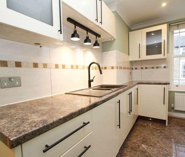 The Triangle, Clevedon, BS21 - Photo 3