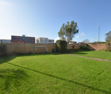 Foxwarren Close, West Wittering - Photo 5