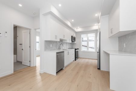 For Lease - 250 Shakespeare Street Unit# 4, Vanier and Kingsview Park, Ontario - Photo 5