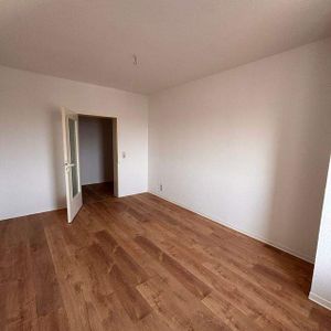 Familienfreundliche 4-Zimmer-Wohnung in Plauen mit Hervorragender Anbindung - Foto 3