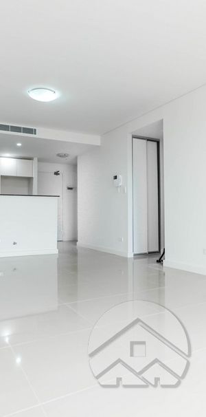 1004/6 River Road West PARRAMATTA - Photo 1