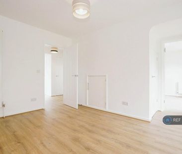 3 bedroom detached house to rent - Photo 1