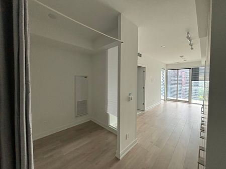 For Lease - 3 Gloucester Street Unit# 2211, Toronto, Ontario - Photo 4