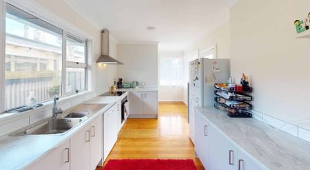 Takaro - 2 bedrooms + Rumpus/Hobby room - Photo 3