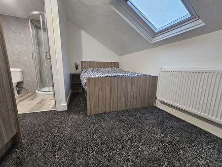 4 bedroom house share to rent - Photo 2