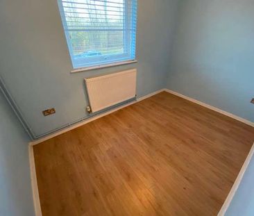 Lorrimore Close, Billericay, CM12 - Photo 1