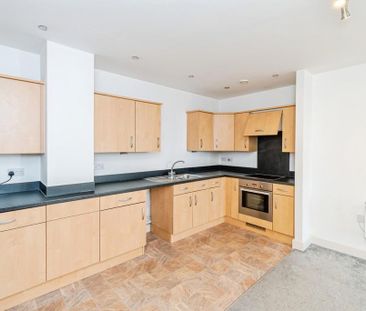 2 bedroom apartment to rent - Photo 4