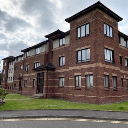 William Street, Hamilton - Photo 1