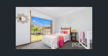 3 BEDROOM FAMILY HOME - QUIET COURT LOCATION - Photo 5