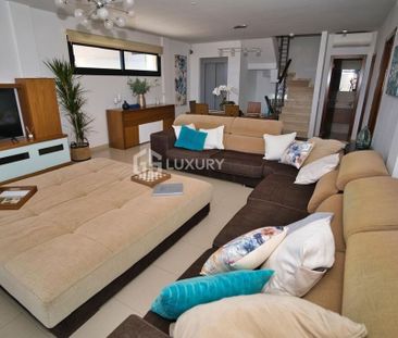 4 bedroom luxury House for rent in Adeje, Canary Islands - Photo 4