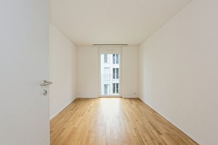 Rent a 4 ½ rooms apartment in Glattbrugg - Foto 3