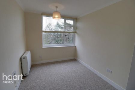 3 bedroom apartment to rent - Photo 2