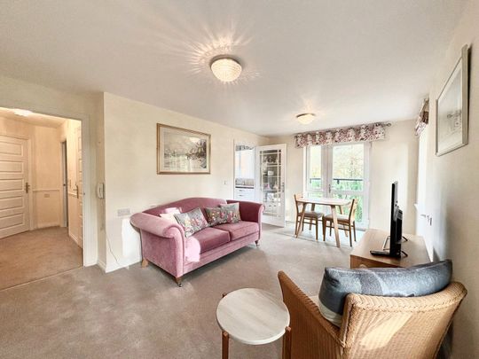 Park Lane, Camberley, Surrey, GU15 - Photo 1