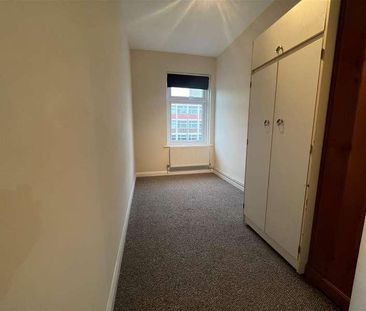 High Street, Edgware, Middlesex, HA8 - Photo 2