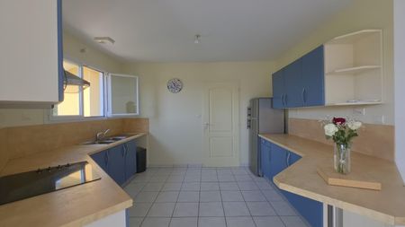 Location / Maison T5 - Photo 4