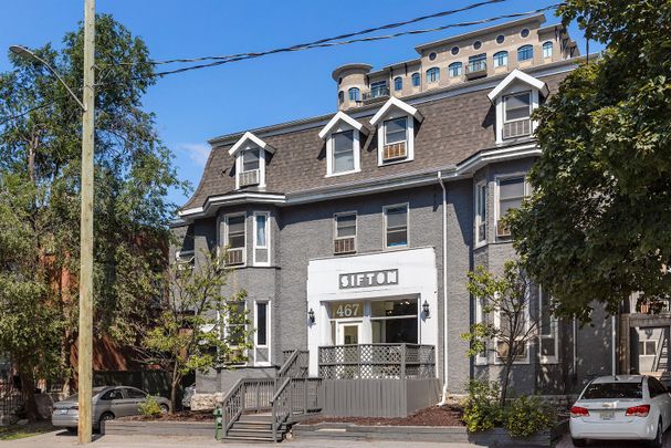 467 Slater Street - Photo 1