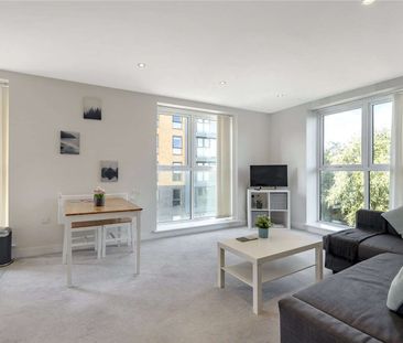 A two bedroom apartment to rent at Kennet Island in Reading. With e... - Photo 1
