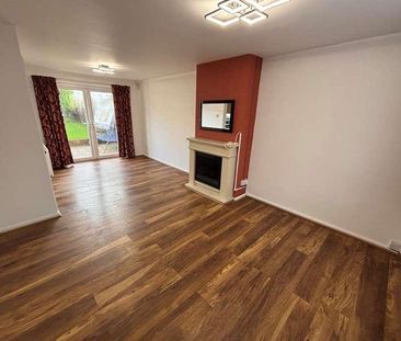 Virginia Way, Reading, RG30 - Photo 1