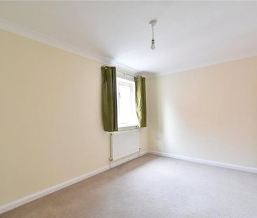 4 bedroom detached house to rent - Photo 5