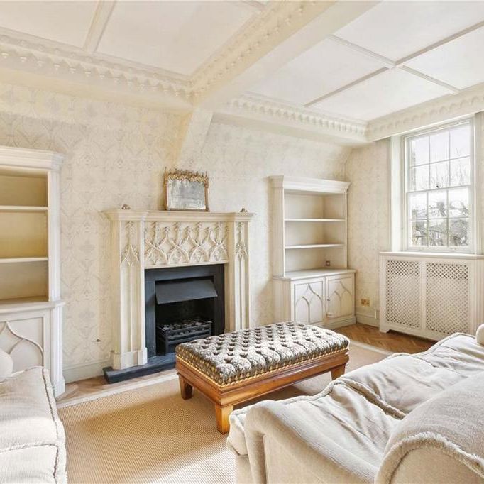 3 bedroom flat to rent - Photo 1