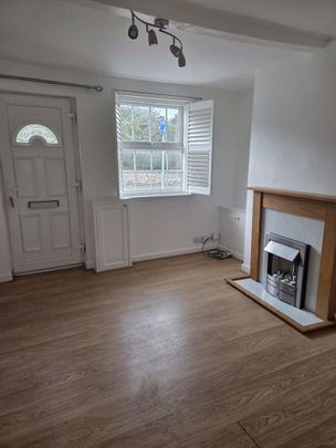 2 bedroom terraced house to rent - Photo 1