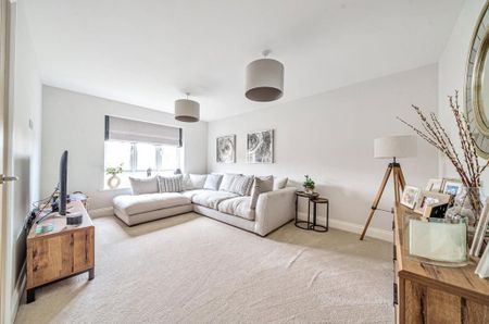 5 bedroom detached house to rent - Photo 4