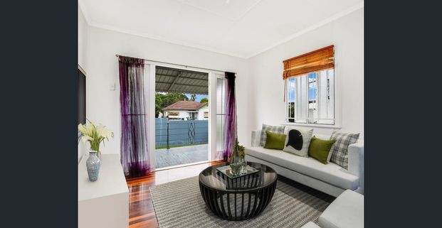 Family Home in the heart of Kedron - Photo 1