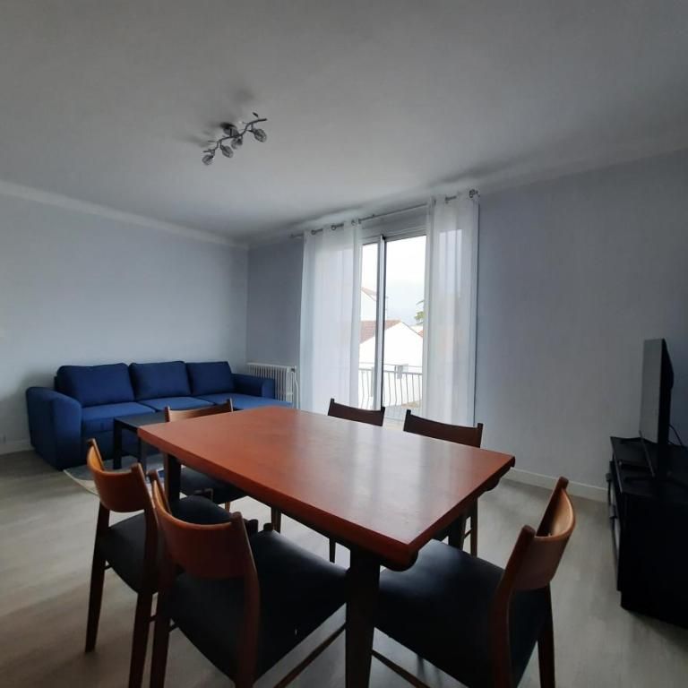 Maison meublée mitoyenne - Proche commerce - Photo 1