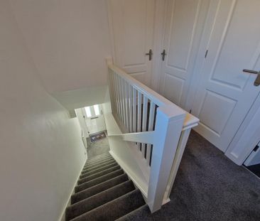 3 bedroom semi-detached house to rent - Photo 4