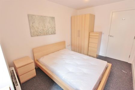 Smithfield Apartments, Rockingham Street, Sheffield, S1 4EY - Photo 5