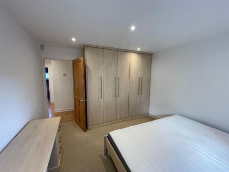 2 bedroom property to rent - Photo 2