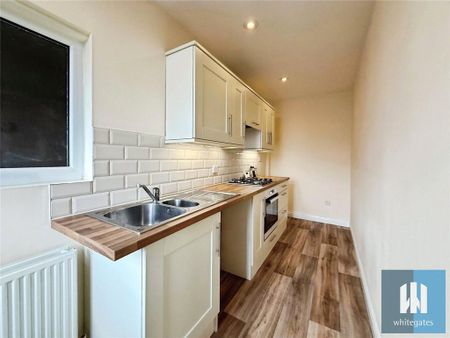 2 bedroom terraced house to rent - Photo 2