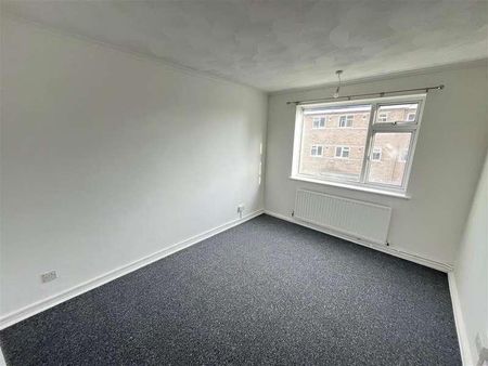 Hazelwood, Curwen Place, Brighton, BN1 - Photo 3