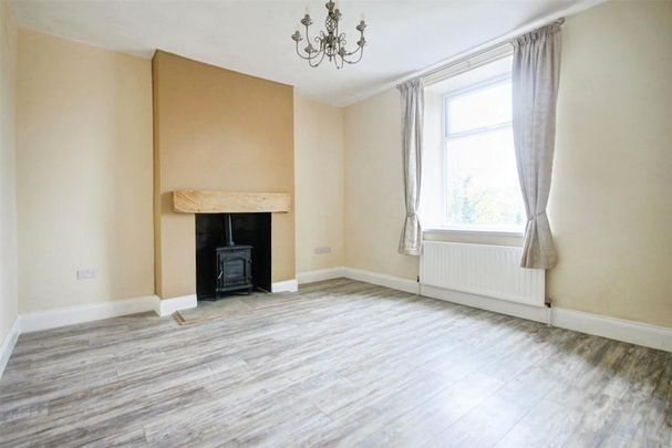 2 bedroom terraced house to rent - Photo 1