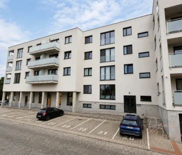 Pronájem panoramatického bytu v novostavbě, 2kk s lodžii, 59 m - Photo 5